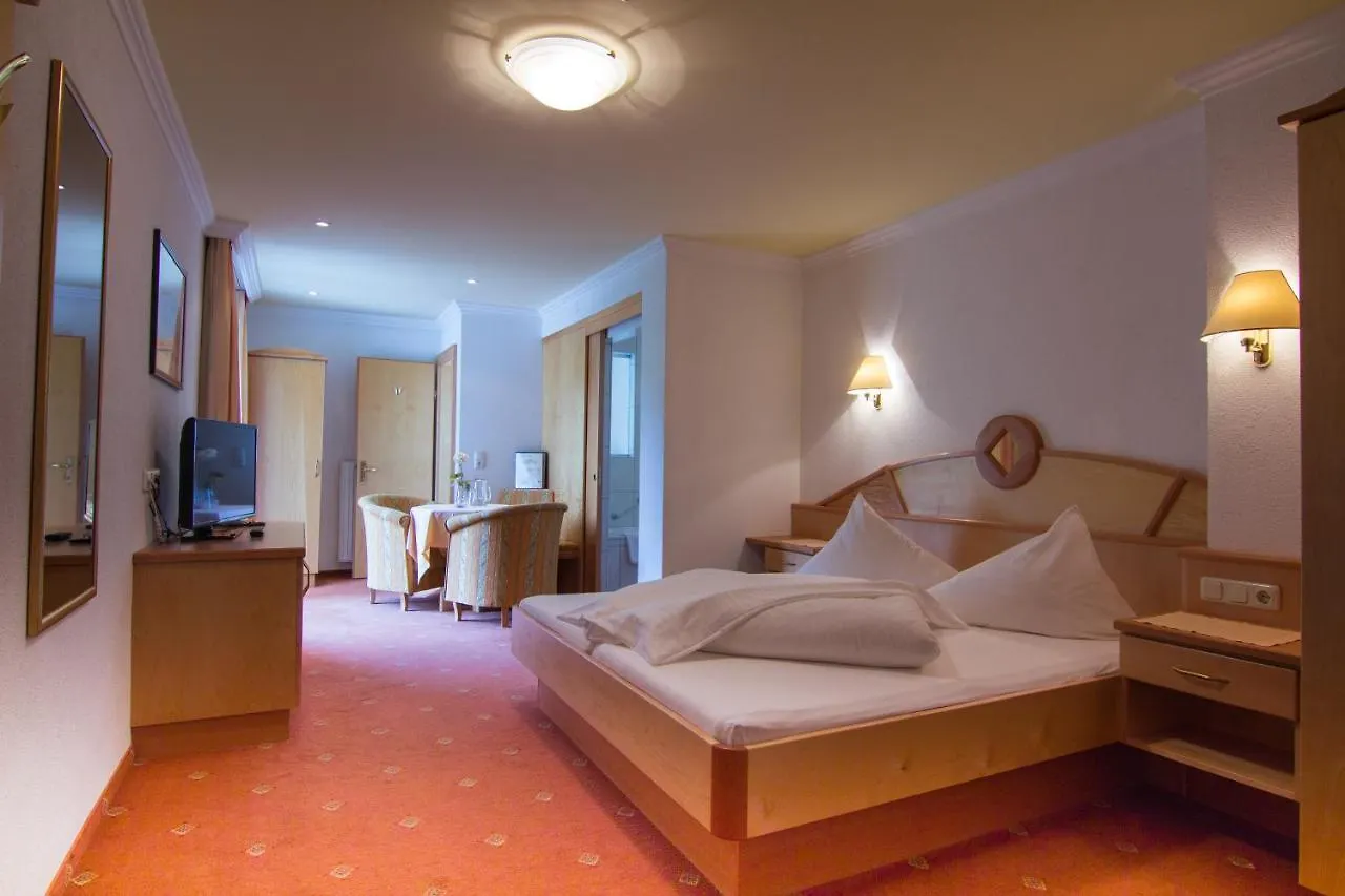 Hotel Garni Martina Ischgl 2*,  Austria