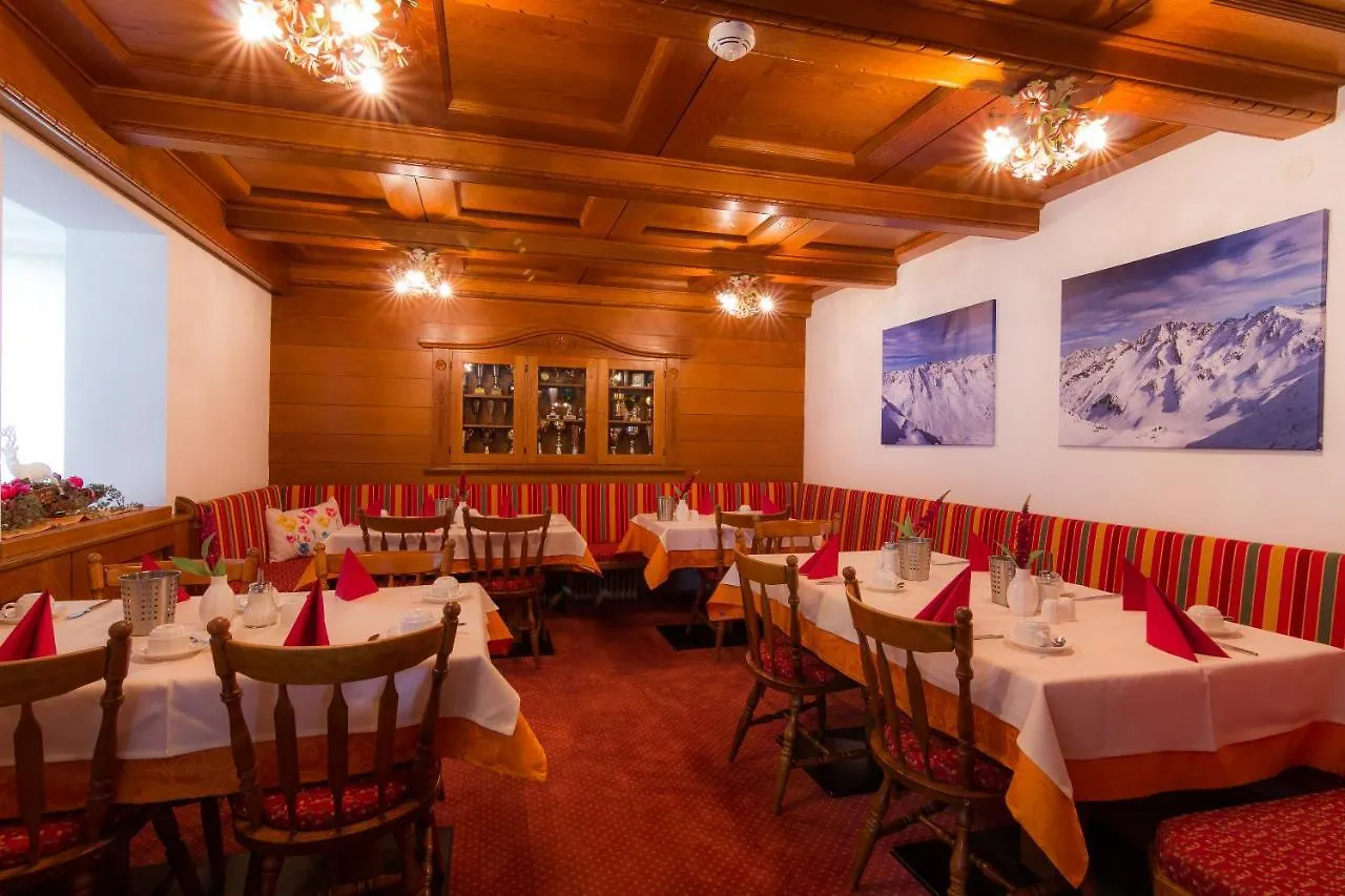 Hotel Garni Martina Ischgl Bed & Breakfast